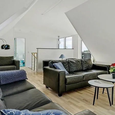 Three-bedroom Holiday In Afarnes * Nordenbro Vesteregn