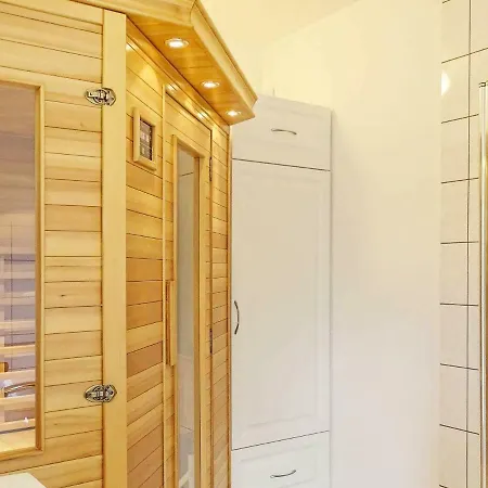 Three-bedroom Holiday In Afarnes