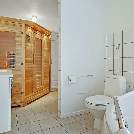 Dom wakacyjny Three-bedroom Holiday In Afarnes *
