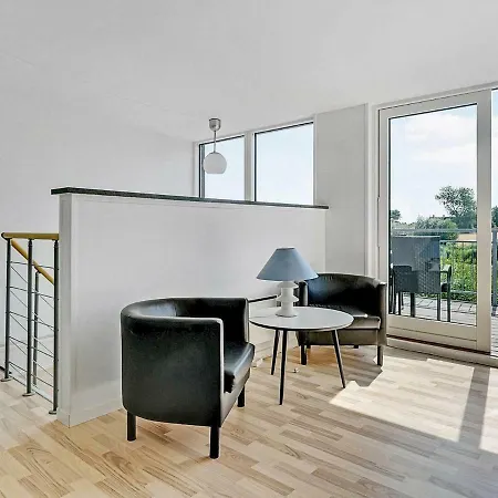 Three-bedroom Holiday In Afarnes