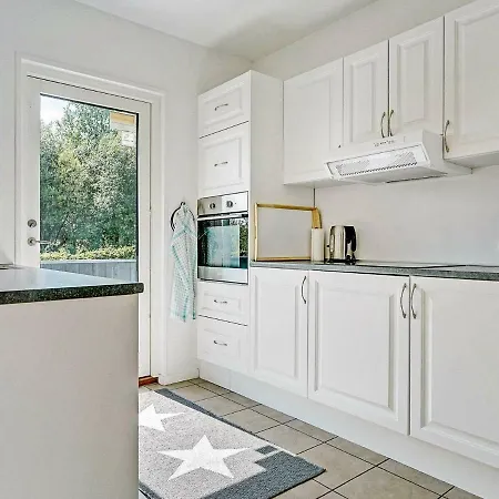 Dom wakacyjny Three-bedroom Holiday In Afarnes Nordenbro Vesteregn